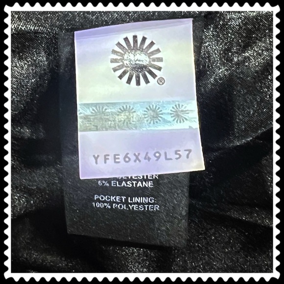 UGG Maeve Oversized Sherpa Teddy Cropped Jacket / Black / Size M / NWOT - Picture 8 of 11